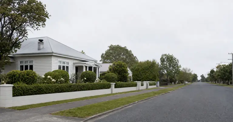 A New Zealand suburban street.